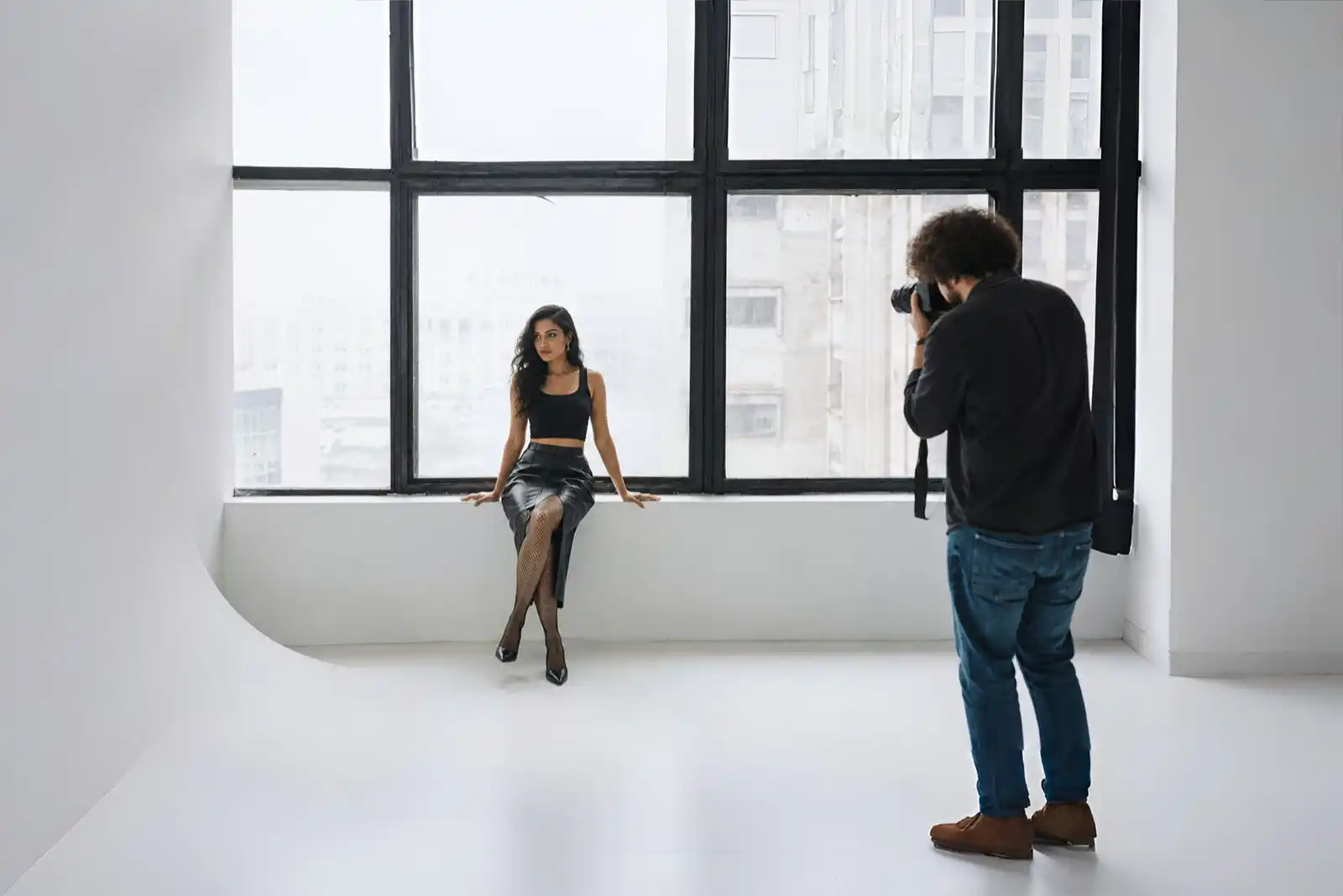 woman with photographer